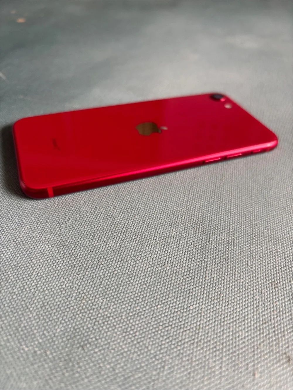 Apple iPhone SE 2nd Generation (PRODUCT)RED ***FOR PARTS ONLY***